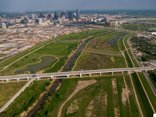 El Centro de la Naturaleza Trinity River: Un Oasis Urbano