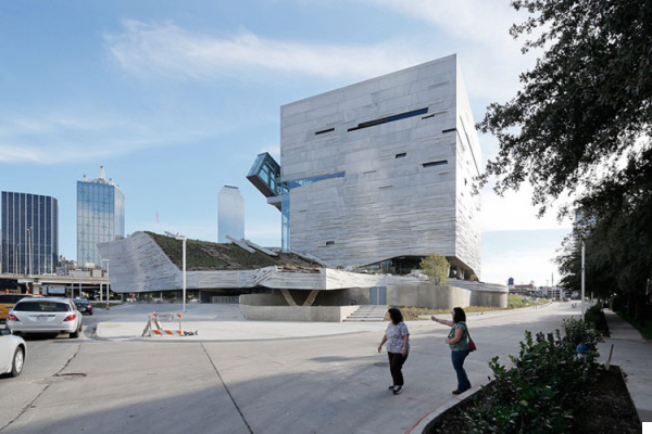 El Museo Perot de la Naturaleza y la Ciencia: Descubriendo el Mundo